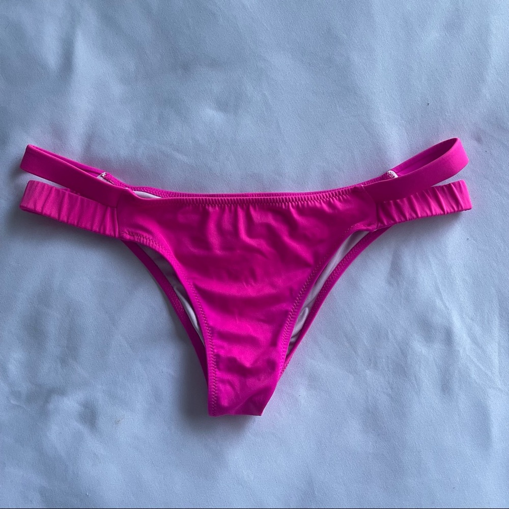 VICTORIA’S SECRET “THE ITSY” SWIM BOTTOMS